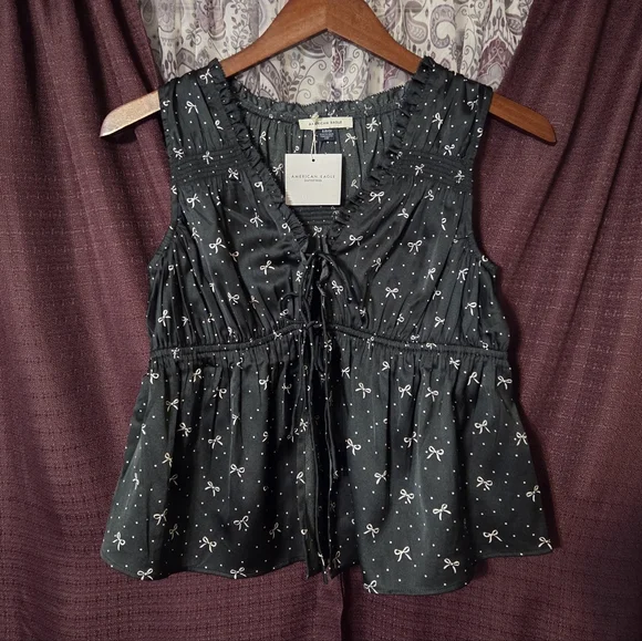 NWT American Eagle Bow Print Tie Top Small Black Spring Blouse Romantic Vest - Picture 7 of 13
